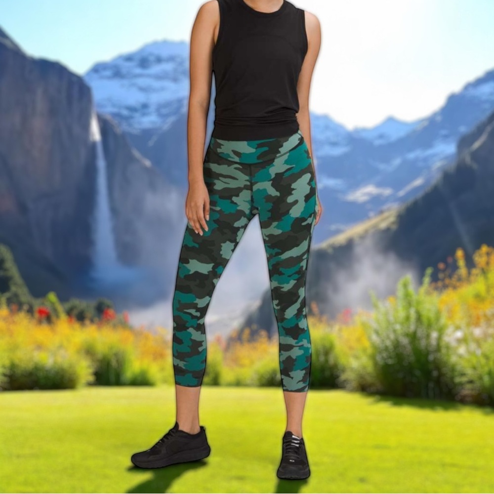 LULULEMON Base Pace High Rise Crop 23" Heritage 365 Camo Tidewater Teal 4